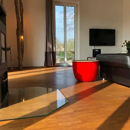 Schleusenhaus * Hamelin